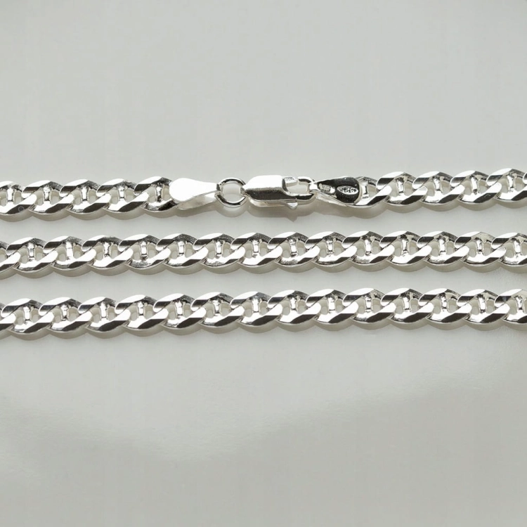 Detal wykonania i polerowania łańcuszka srebrnego Gucci 5.8 mm Amazyt