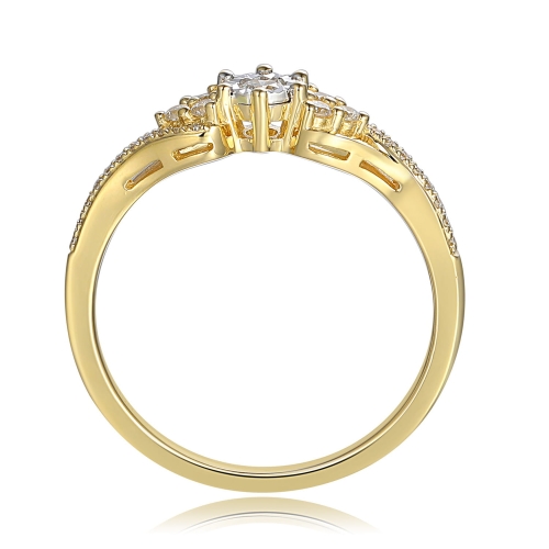 Detal i widok boczny złotego pierścionka próby 585 z diamentami 0.24 ct rozmiar 13 Amazyt